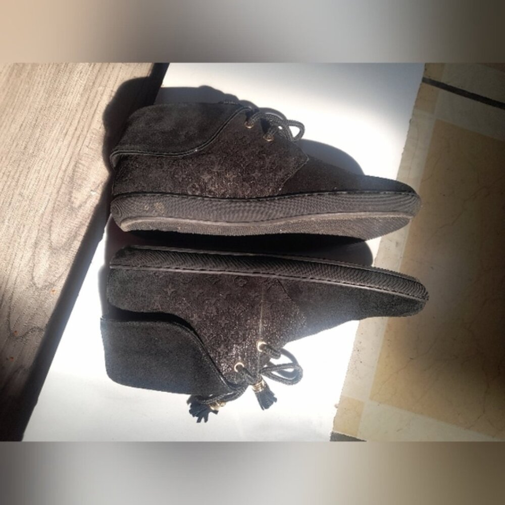 LOUIS VUITTON Boots Heel Monogram Suede Black EU36.5 RARE! - Picture 11 of 16